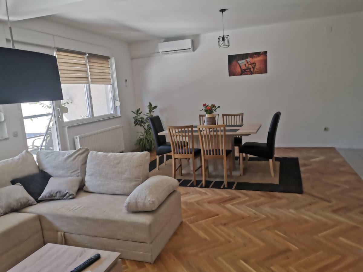 אוסילק Seasons Apartmani מראה חיצוני תמונה