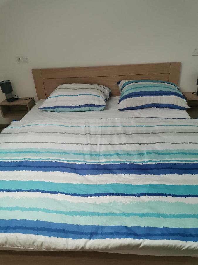 אוסילק Seasons Apartmani מראה חיצוני תמונה